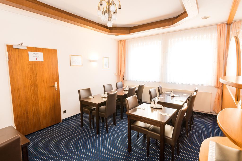 Hotel Am Friedensplatz Štutgart Exteriér fotografie